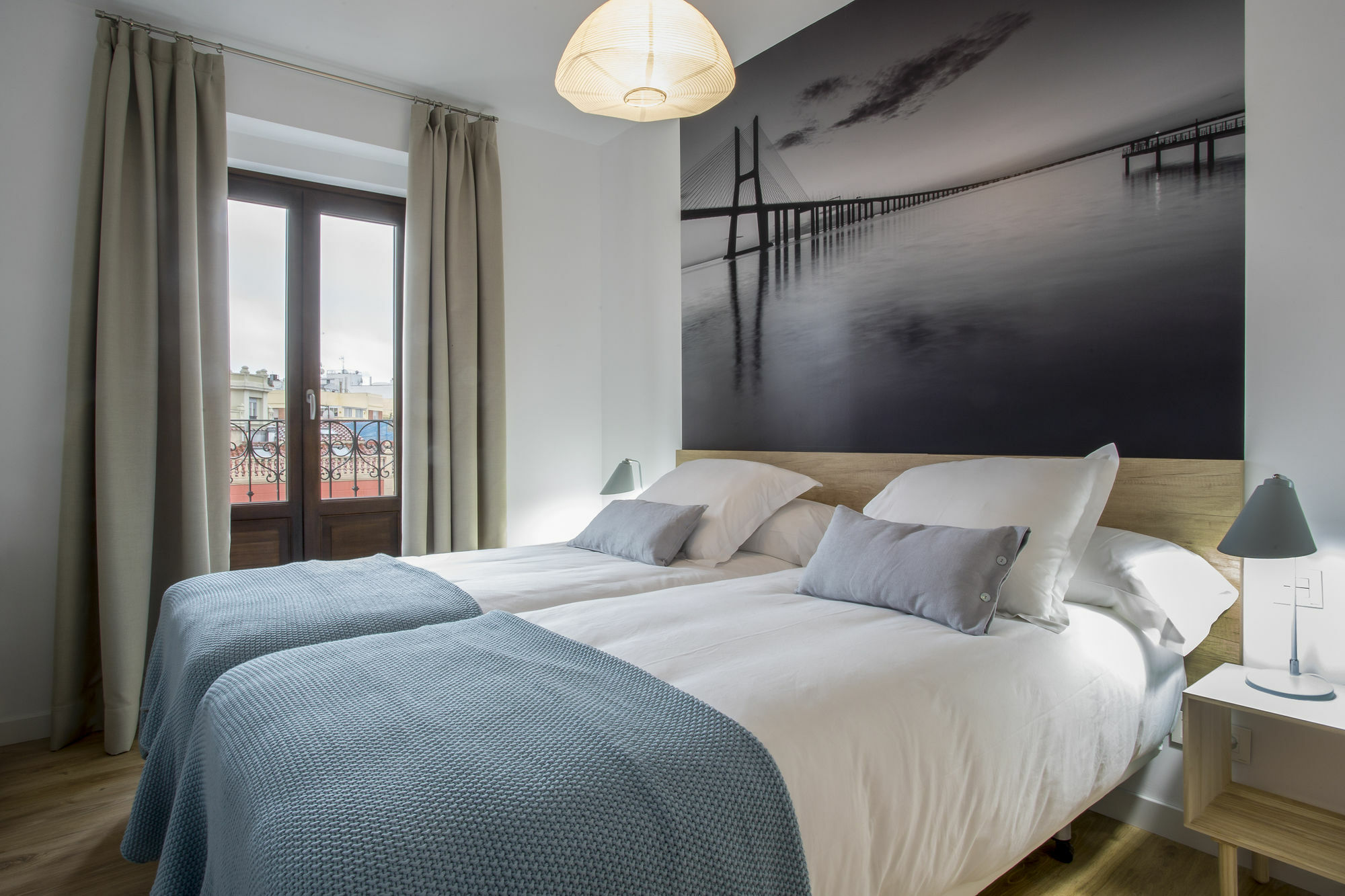 Slow Suites Luchana Madrid Exterior photo