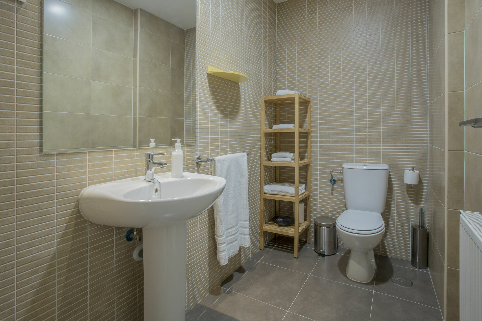 Slow Suites Luchana Madrid Exterior photo